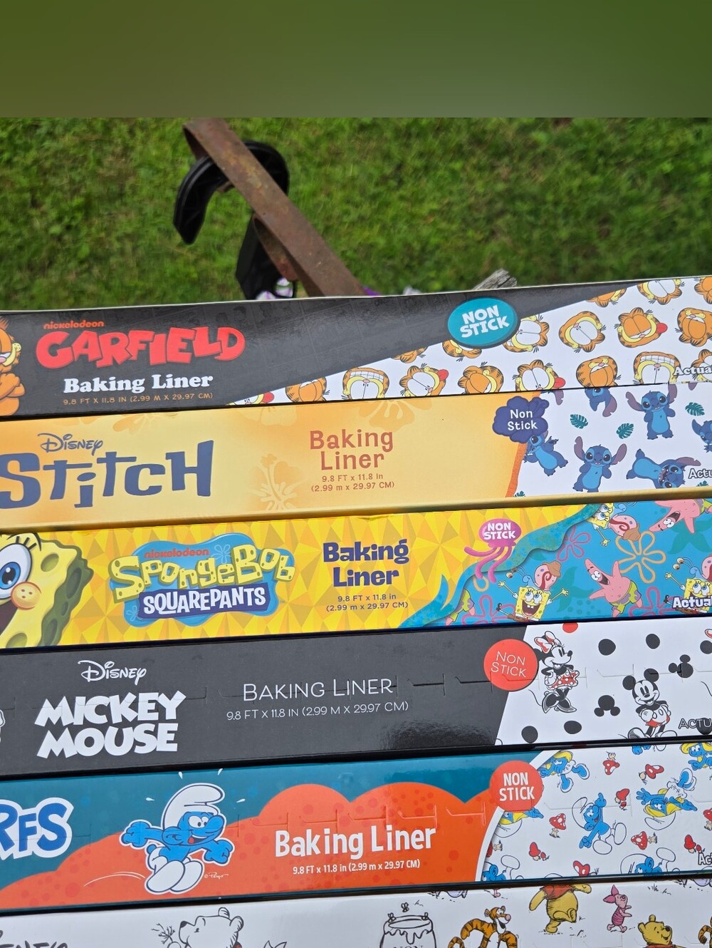 Pick One Cartoon Character Baking Liners - SpongeBob, Stitch, Garfield, Smurfs